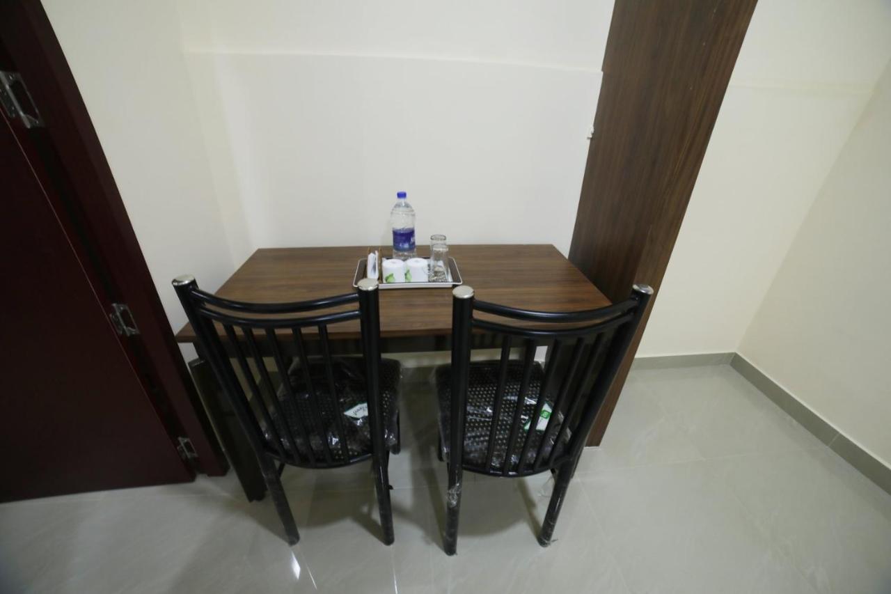 الشقق الفندقية Thrissurفي  Shivalaya Residency المظهر الخارجي الصورة